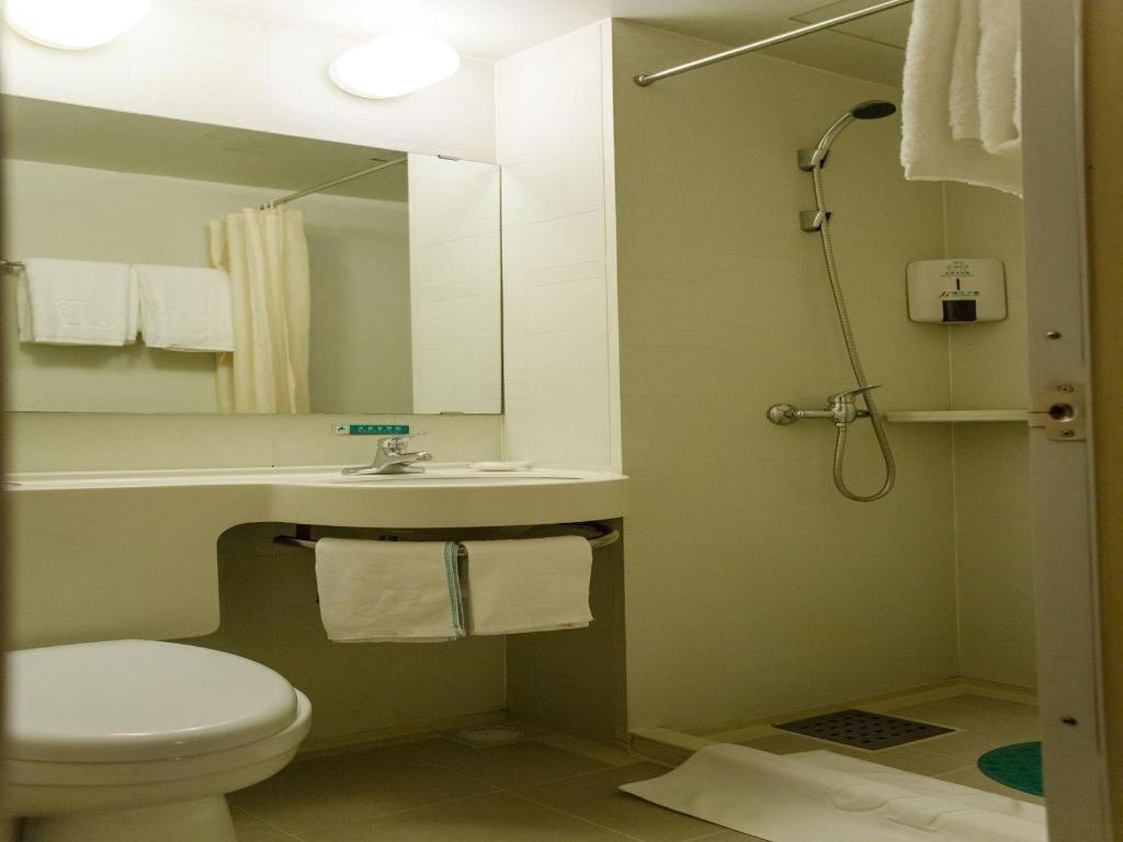 Jinjiang Inn Shanghai Lujiazui Экстерьер фото